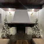 In Near Lifts & Centre 2br 2ba *