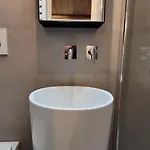 In Near Lifts & Centre 2br 2ba Prázdninový dům