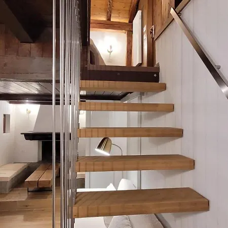 In Near Lifts & Centre 2br 2ba Holiday home