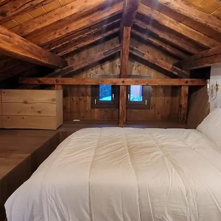 Splendida Nel Accanto Funivia