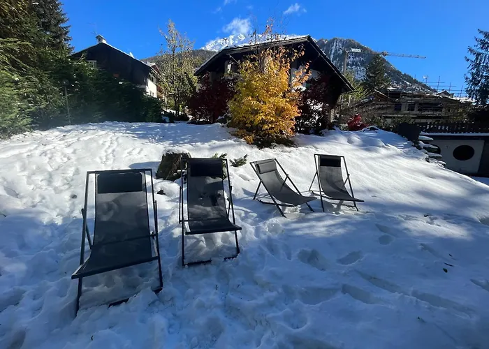 In Near Lifts & Centre 2br 2ba Courmayeur